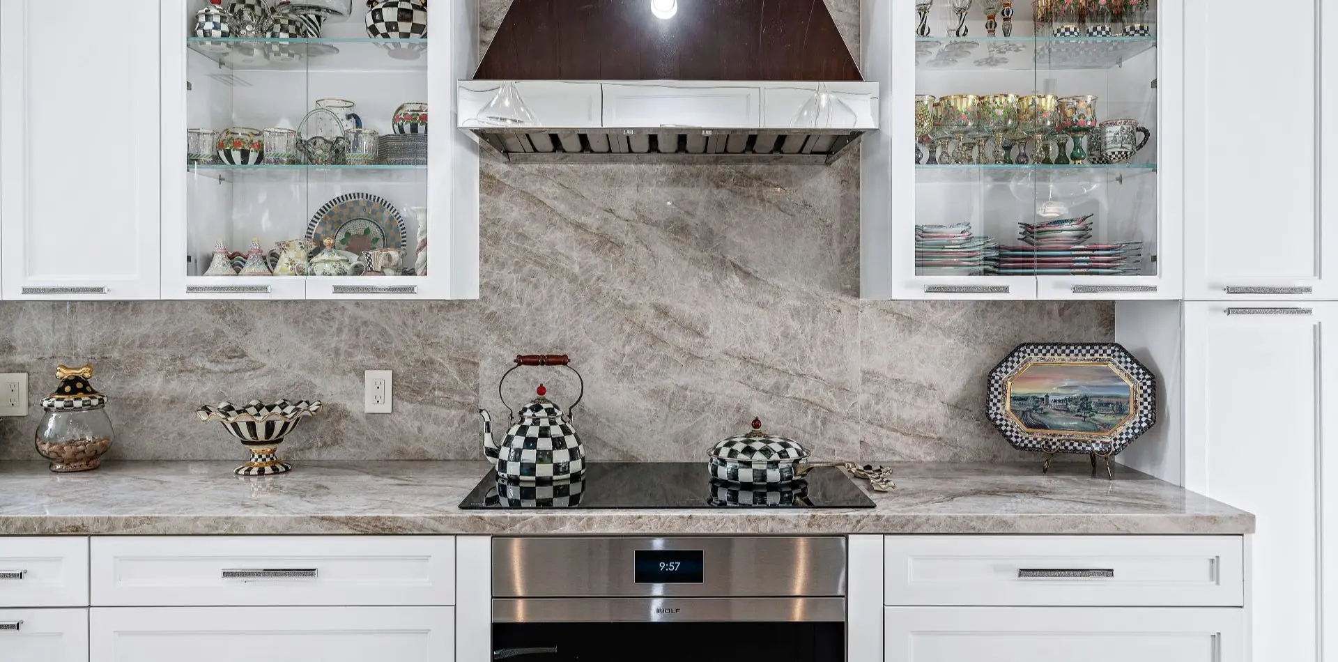 traditional kitchen design glass cabinet doors.d80238a5 1